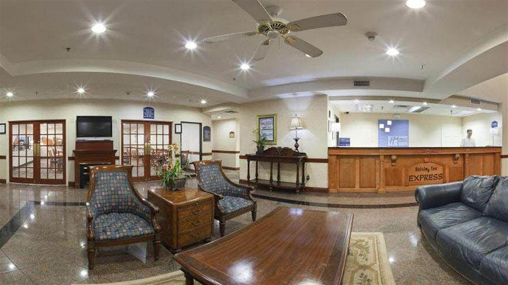 Savannah Gateway Hotel & Suites Georgetown Luaran gambar